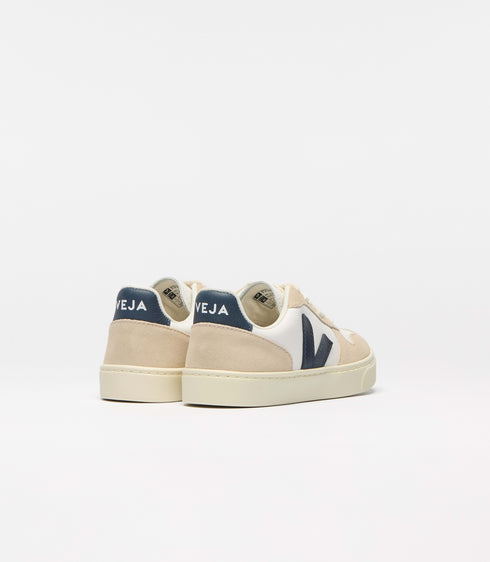 VEJA SMALL V-10 LACES