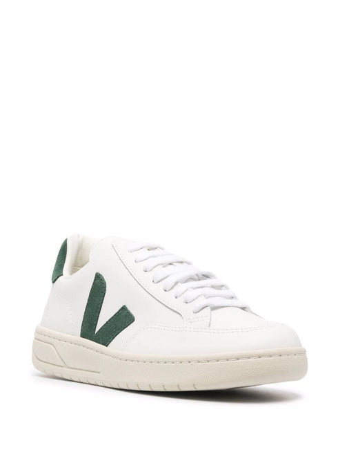 VEJA V-12 LEATHER