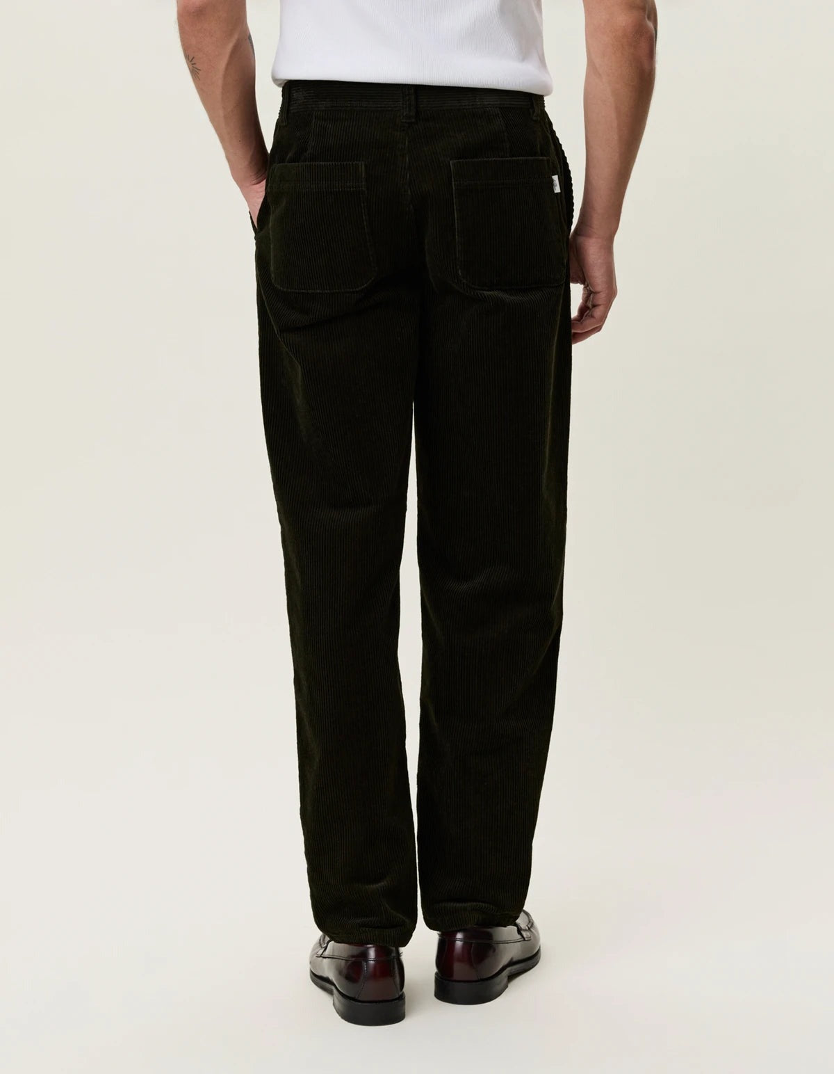 LES DEUX CORDUROY TAPERED PANTS