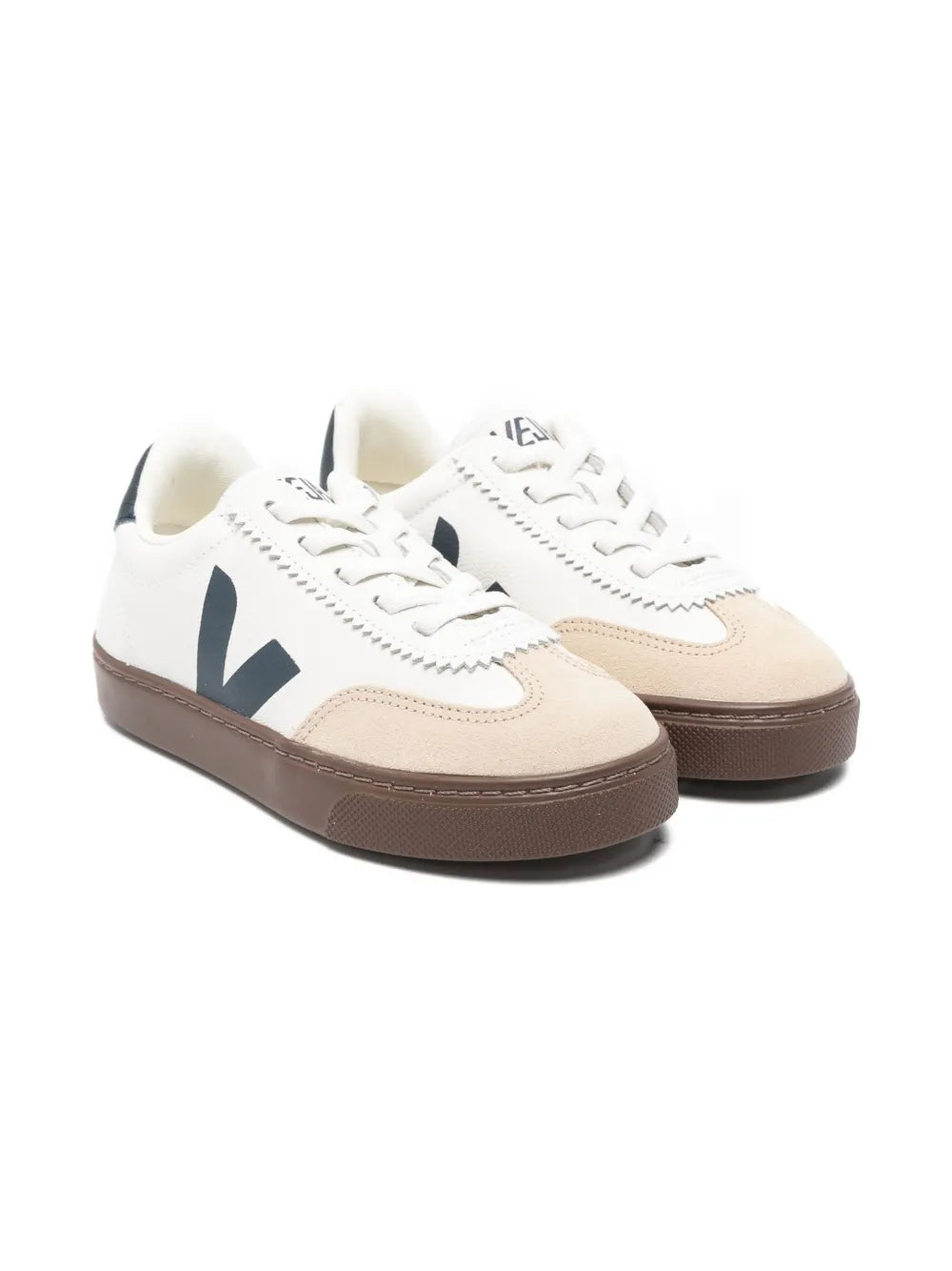 VEJA SMALL VOLLEY