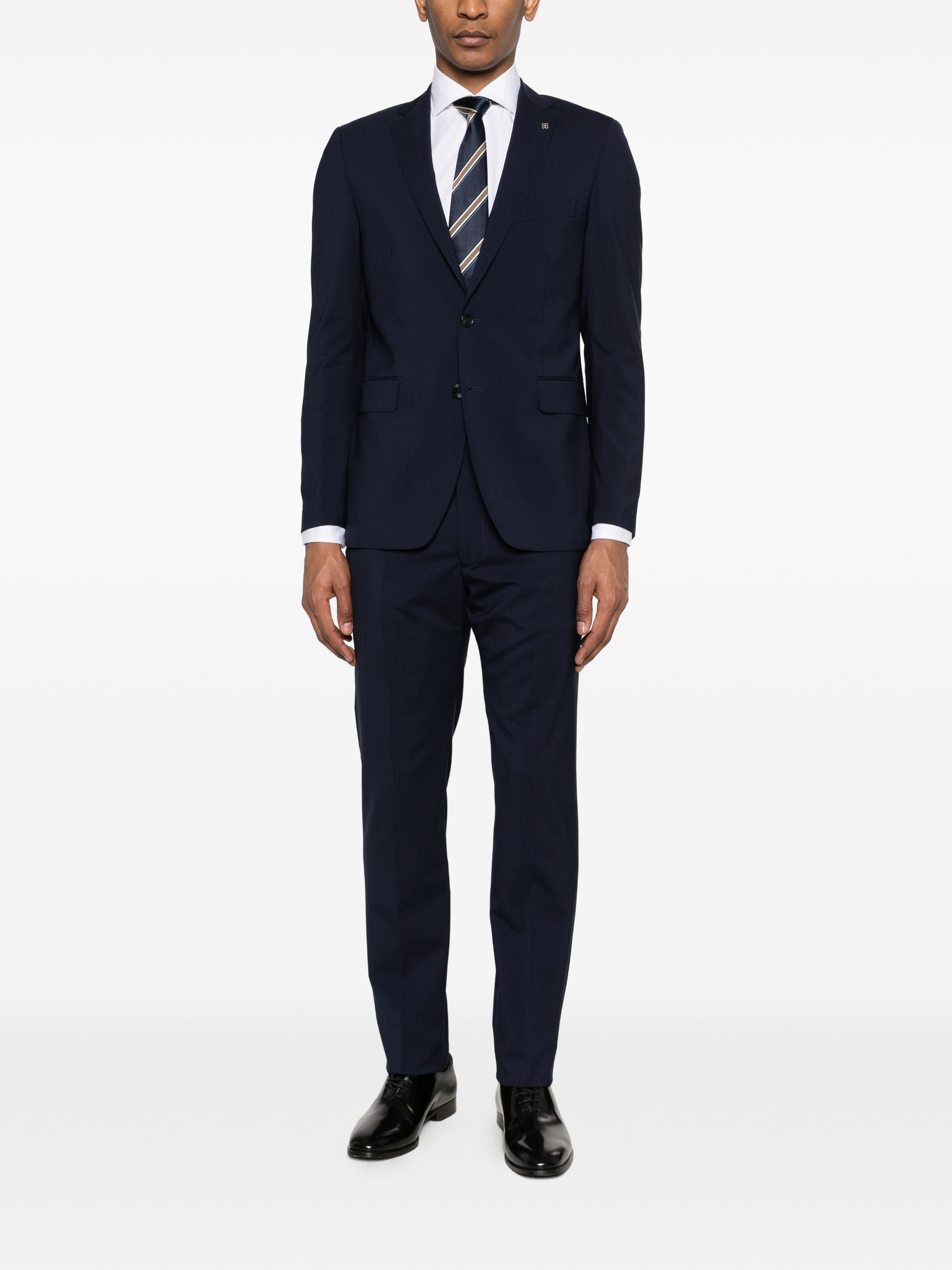 TAGLIATORE SUIT