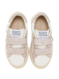 GOLDEN GOOSE MAY SCHOOL