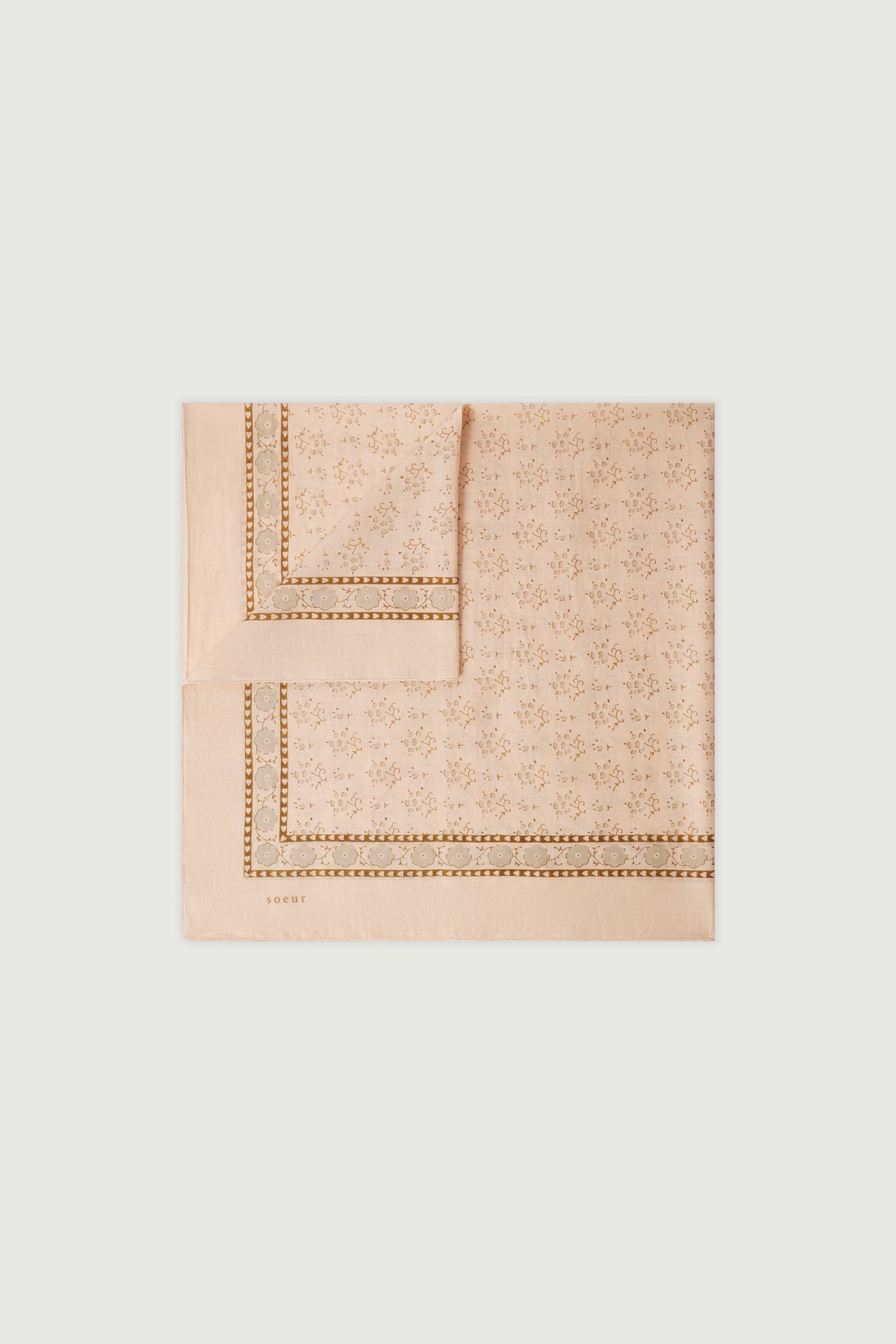 SOEUR FOULARD