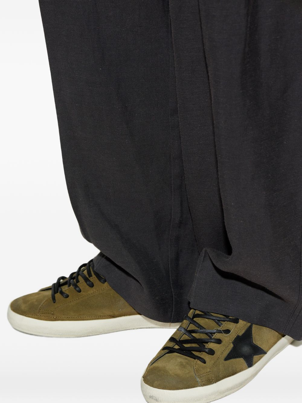 GOLDEN GOOSE SUPER STAR