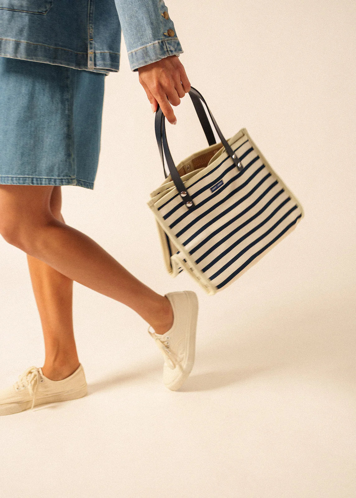 SAINT JAMES STRIPED SQUARE BAG