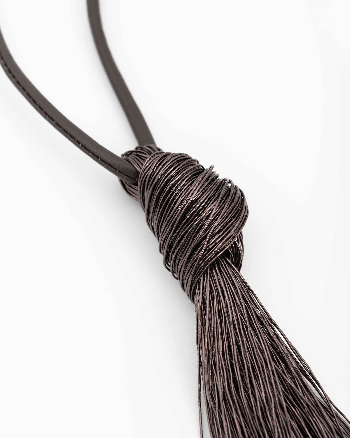 ALYSI LONG FRINGED NECKLACE