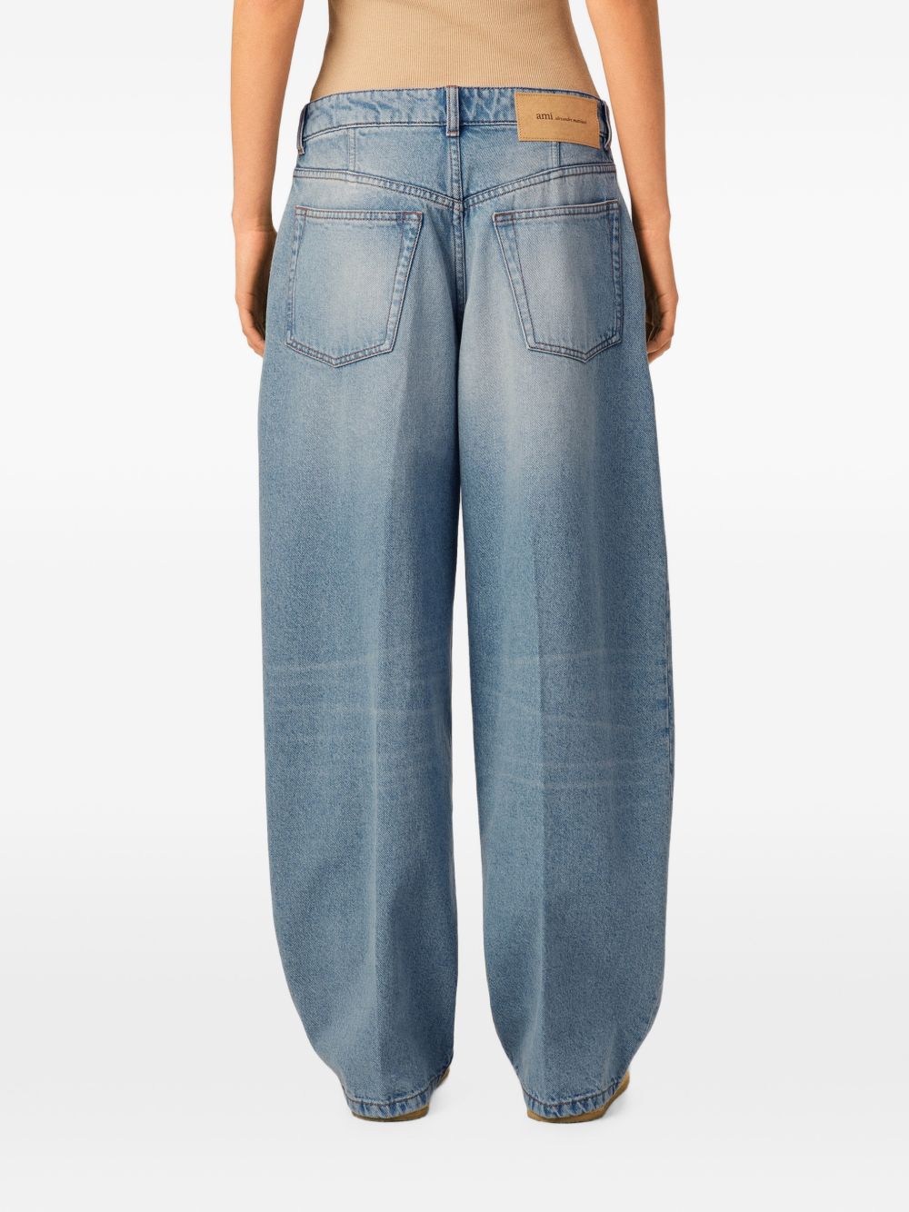 AMI PARIS BALLOON FIT JEANS