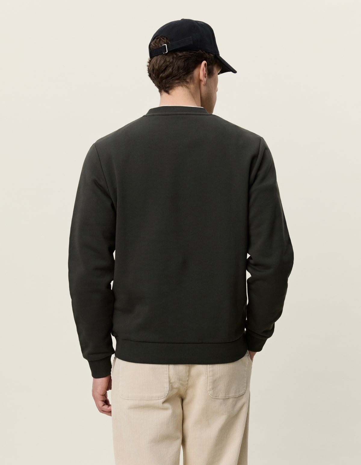 LES DEUX CORE SEASONAL SWEATSHIRT