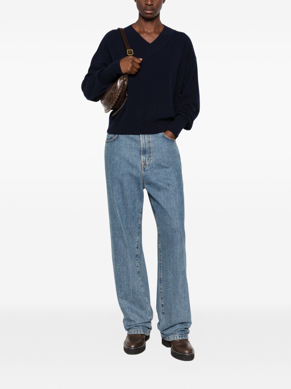 AGL V-NECK SWEATER