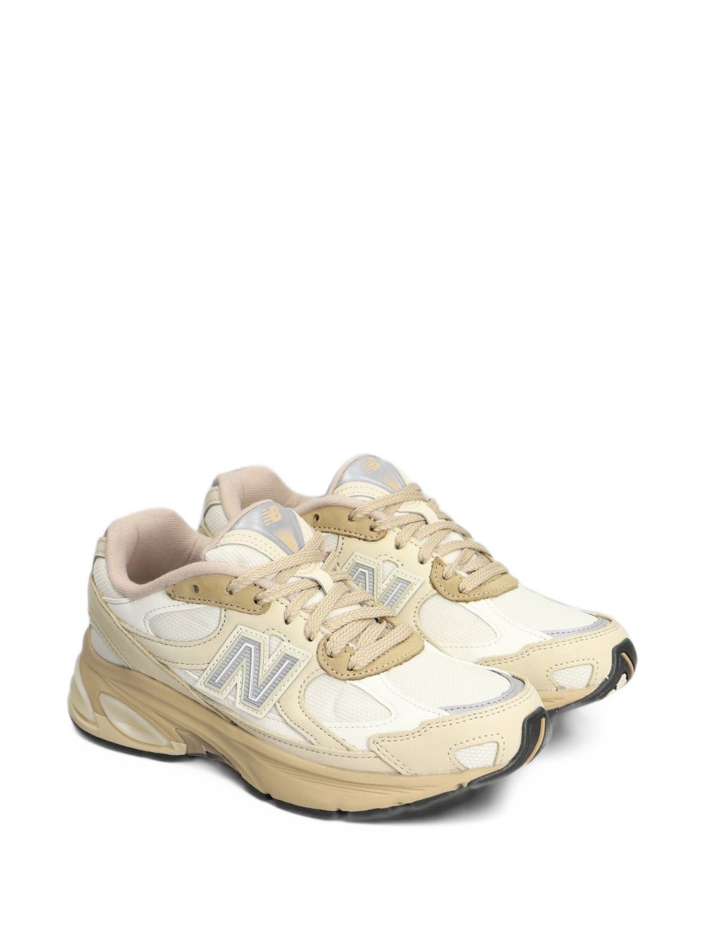 NEW BALANCE 2010