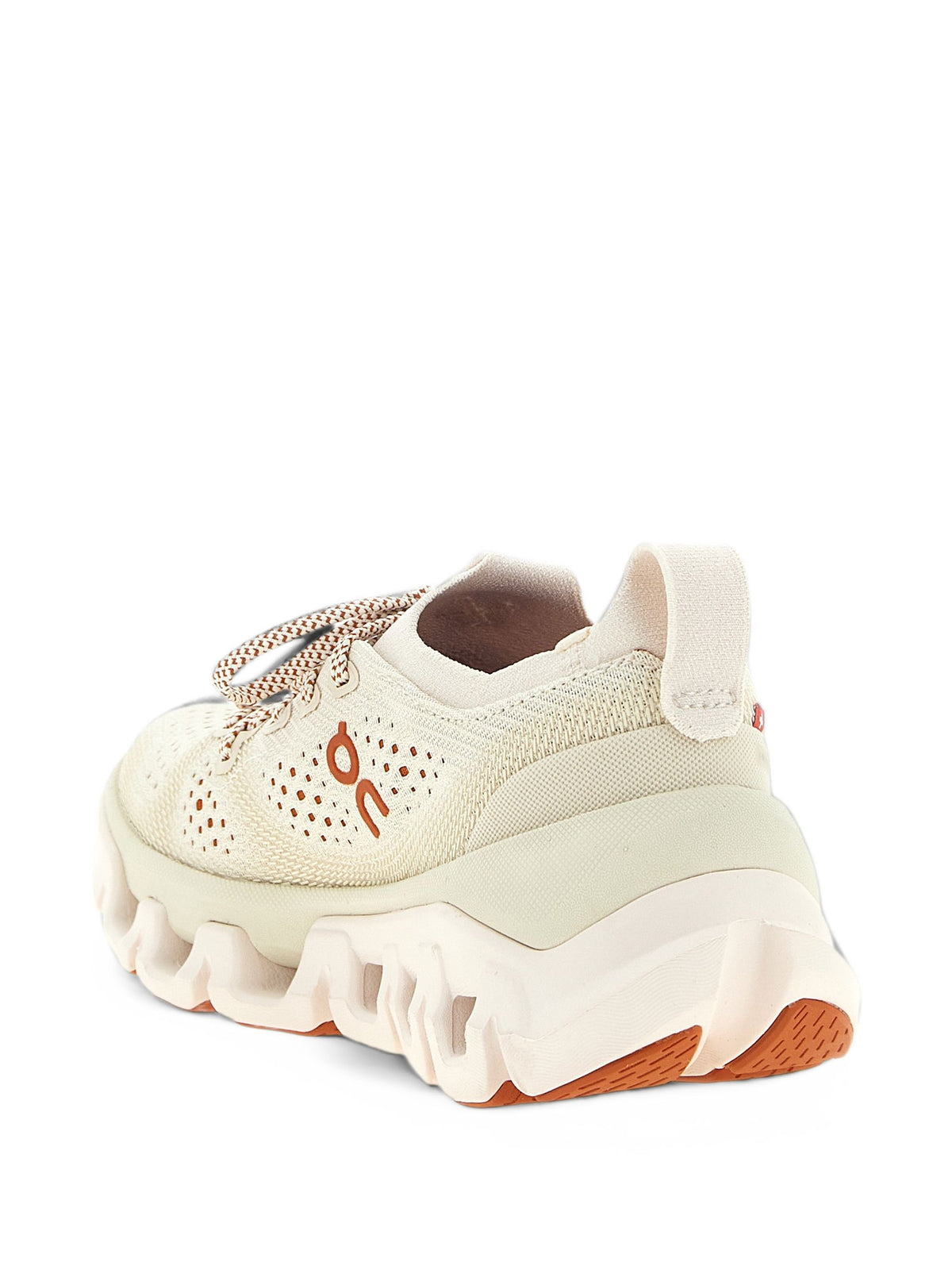 ON RUNNING CLOUD X TEMPO
