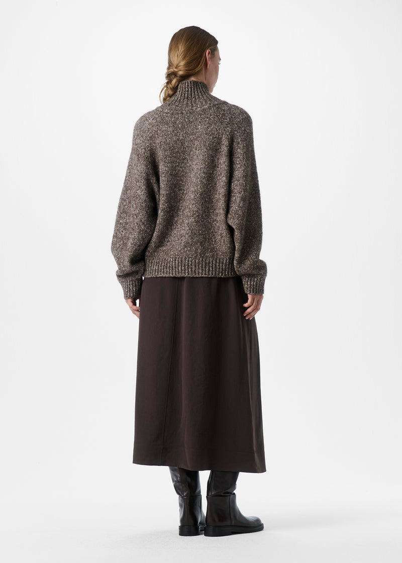 ZENGGI CREPE SKIRT