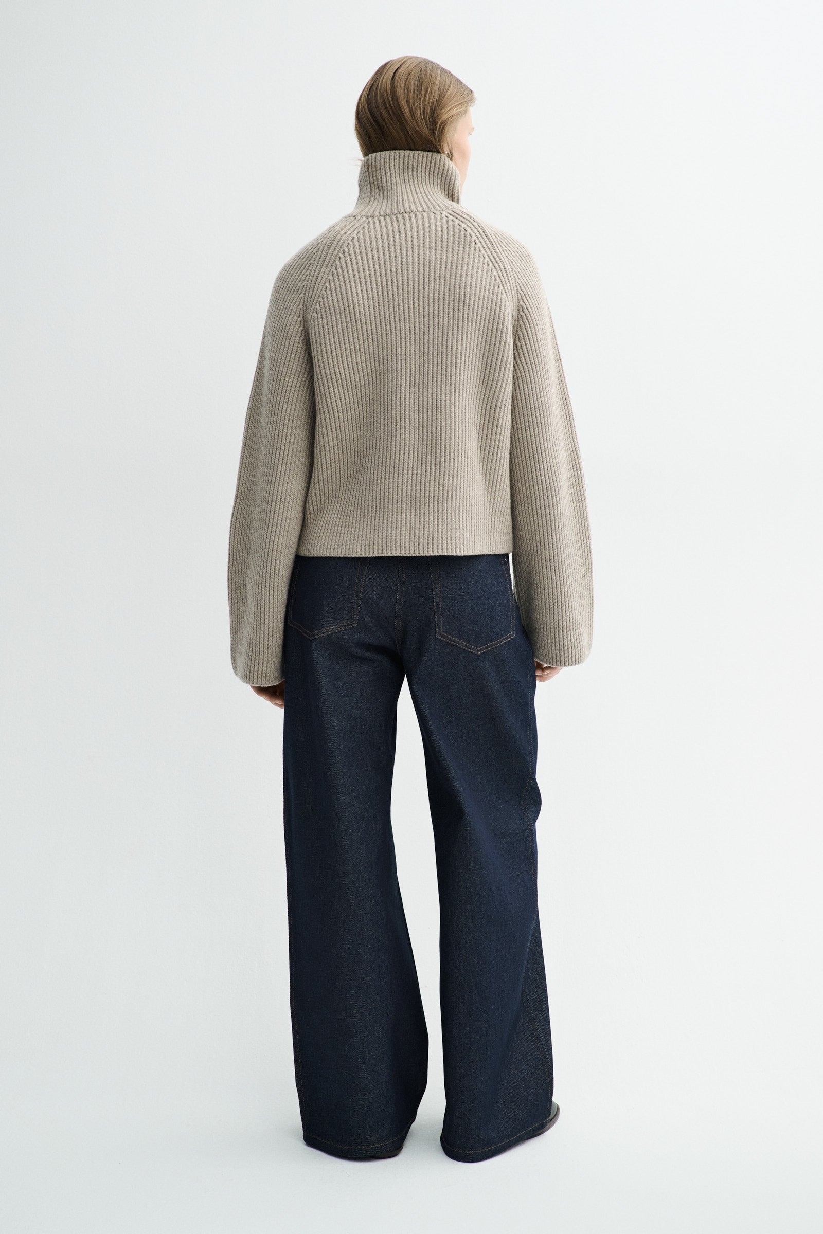 MKDT STUDIO KORNELLE MERINO