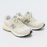 NEW BALANCE 2010