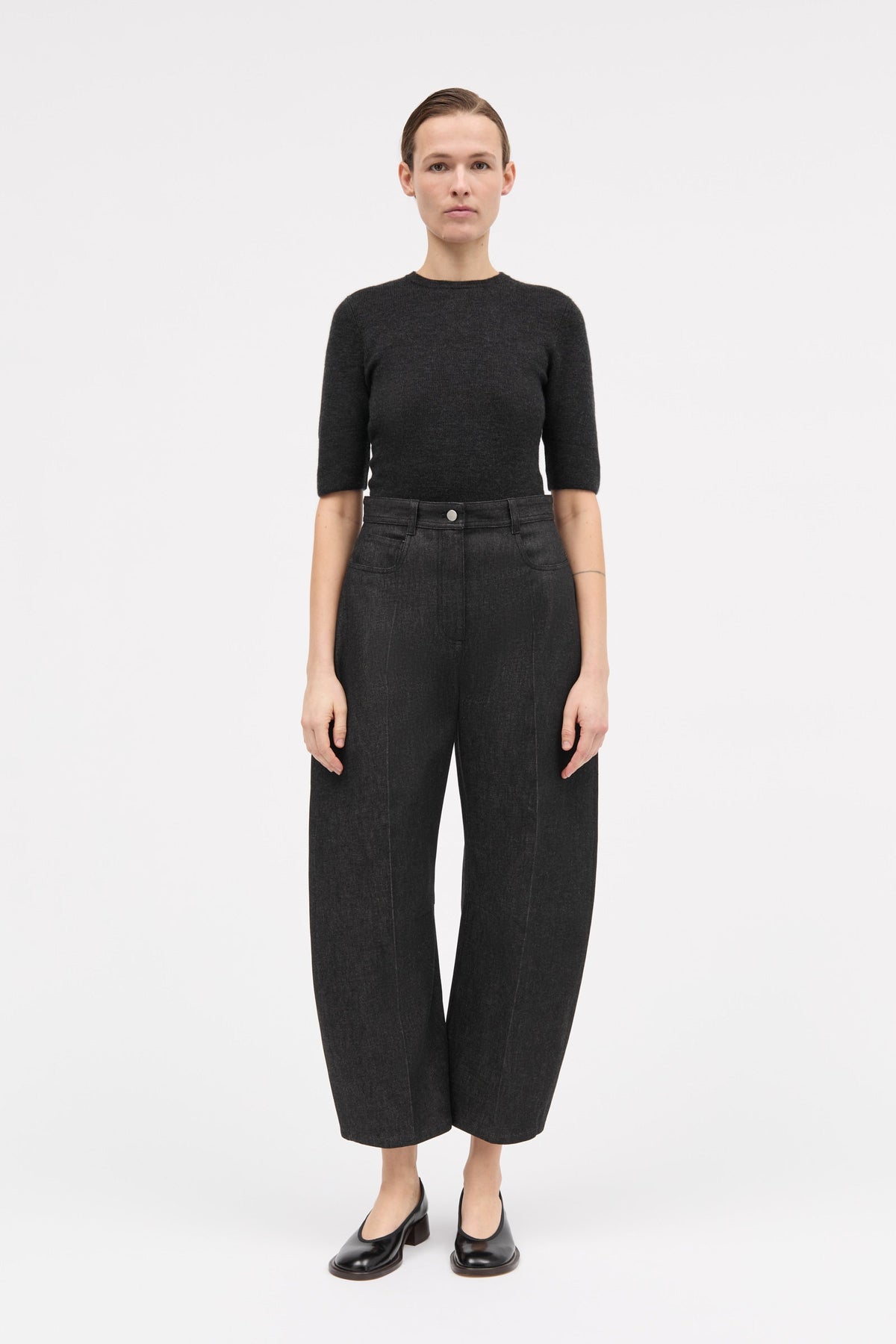MKDT STUDIO PELLA BLACK DENIM