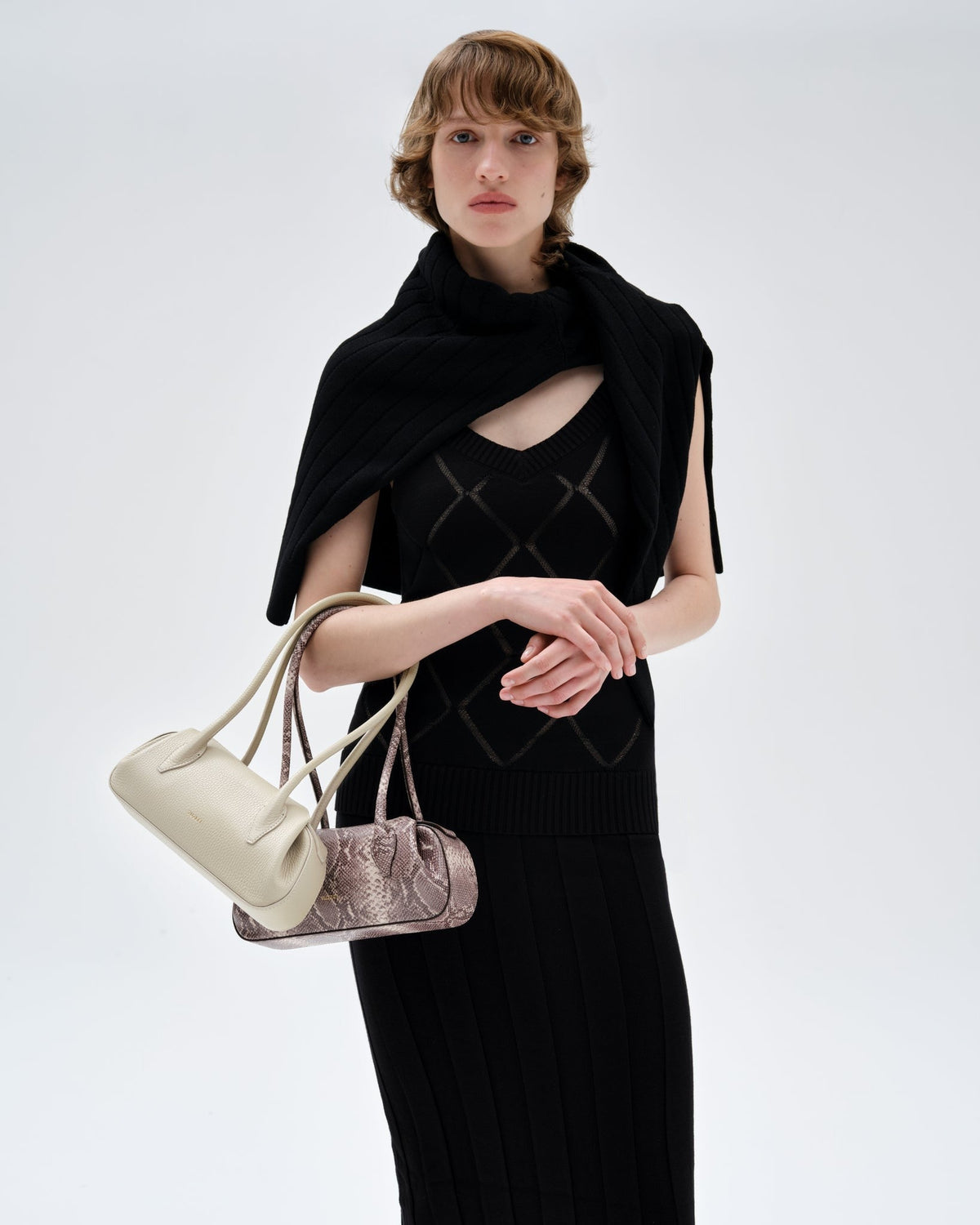 YUZEFI OYSTER SHOULDER BAG MINI