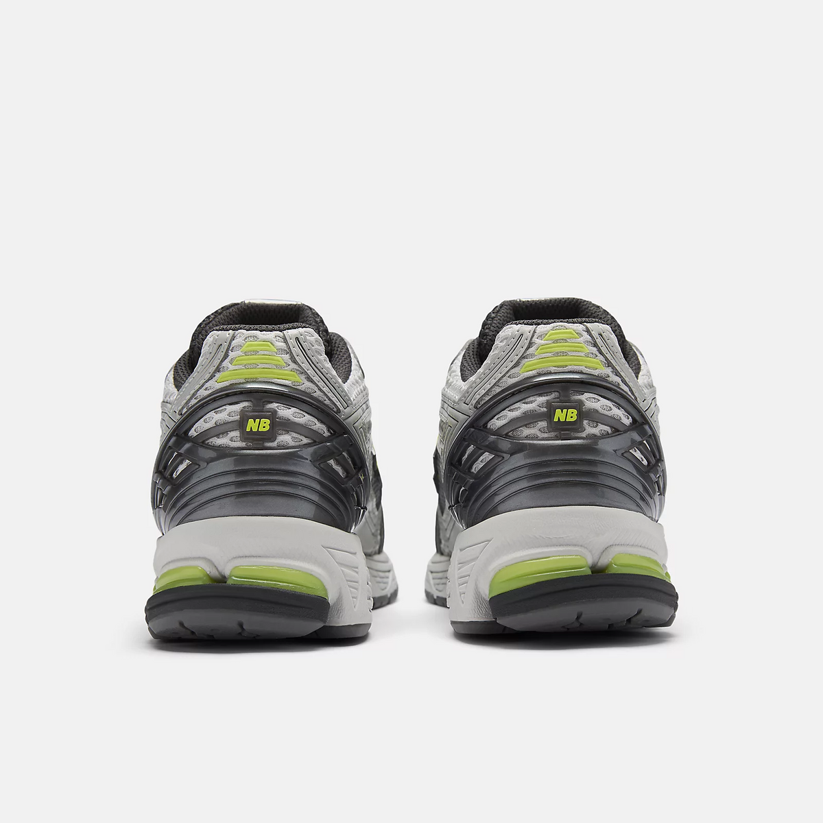 NEW BALANCE 1906R