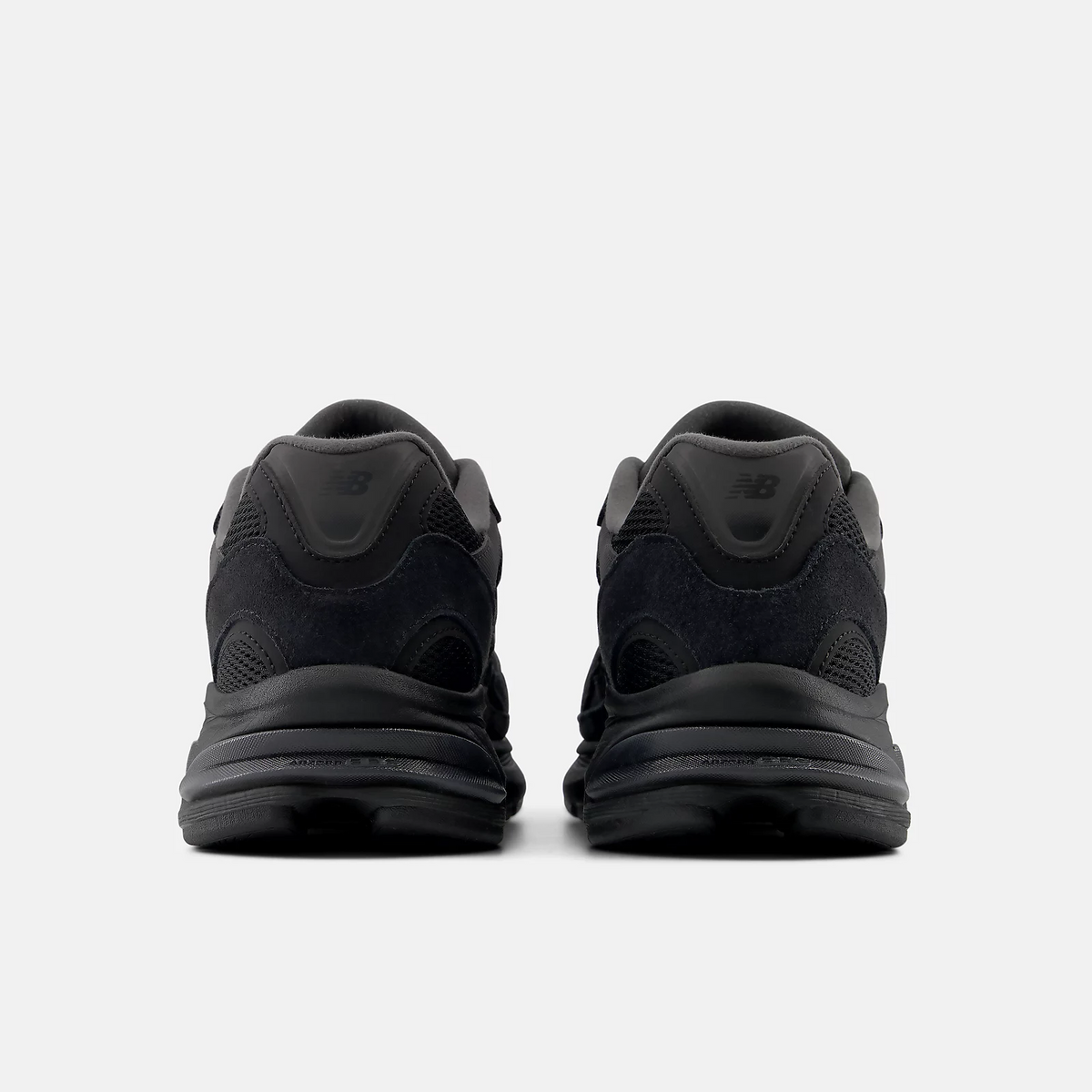 NEW BALANCE 2010