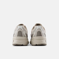 NEW BALANCE 740