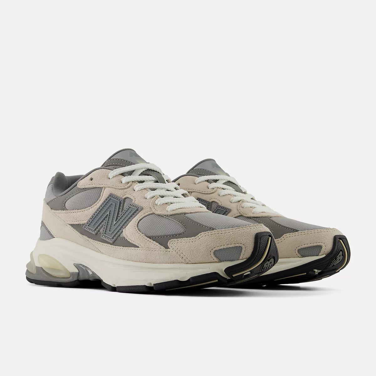 NEW BALANCE 2010