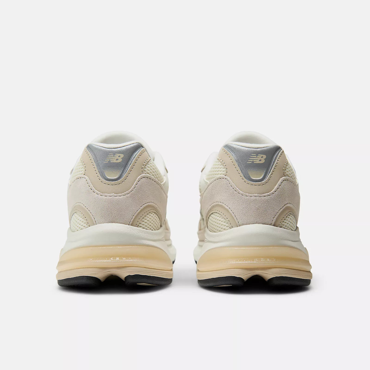 NEW BALANCE 2010