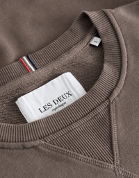 LES DEUX LENS SWEATSHIRT